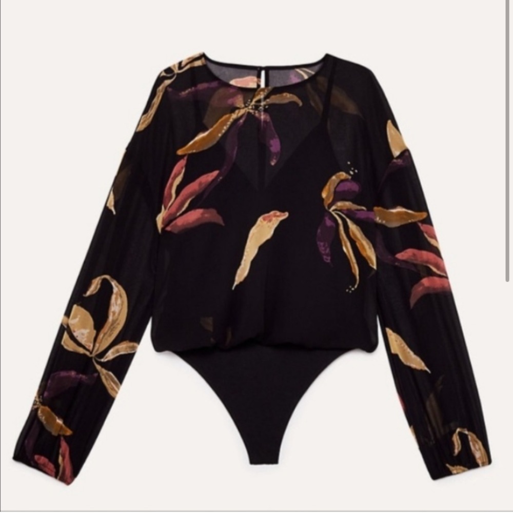 Aritzia Wilfred Talmont Bodysuit Blouse